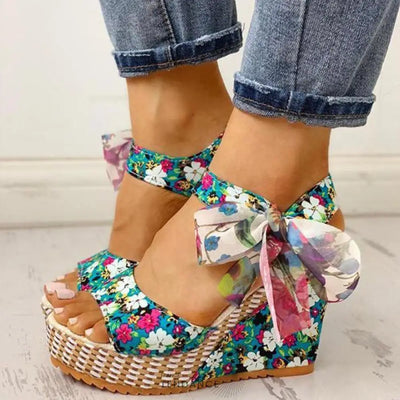 Sandales Florales à Talons Compensés | France-Tendance
